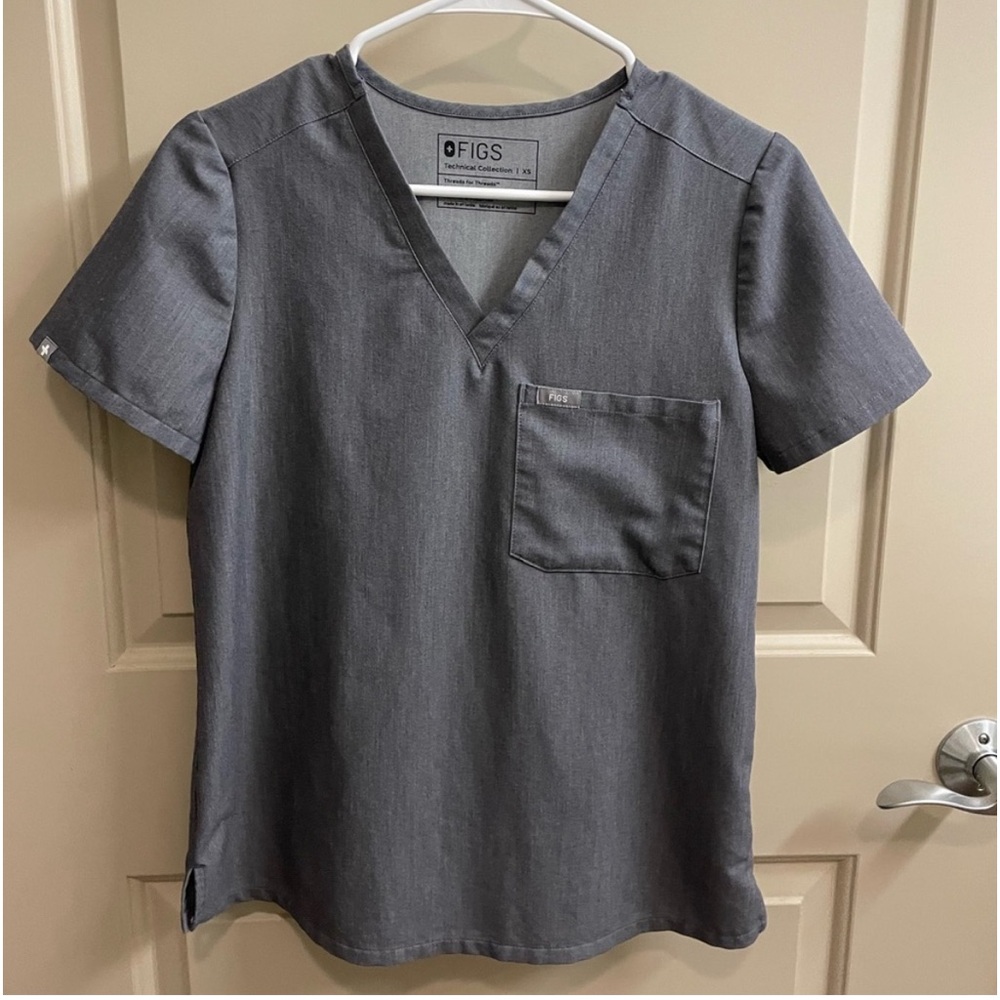 WHOLE SET High Waisted Zamora Jogger and Catarina One-Pocket Scrub Top Size XS